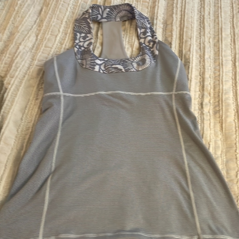 Lulu tennis top